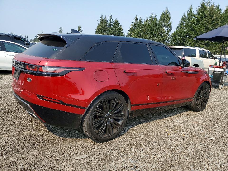 SALYM2RV9JA738854 2018 Land Rover Range Rover photo no. 3