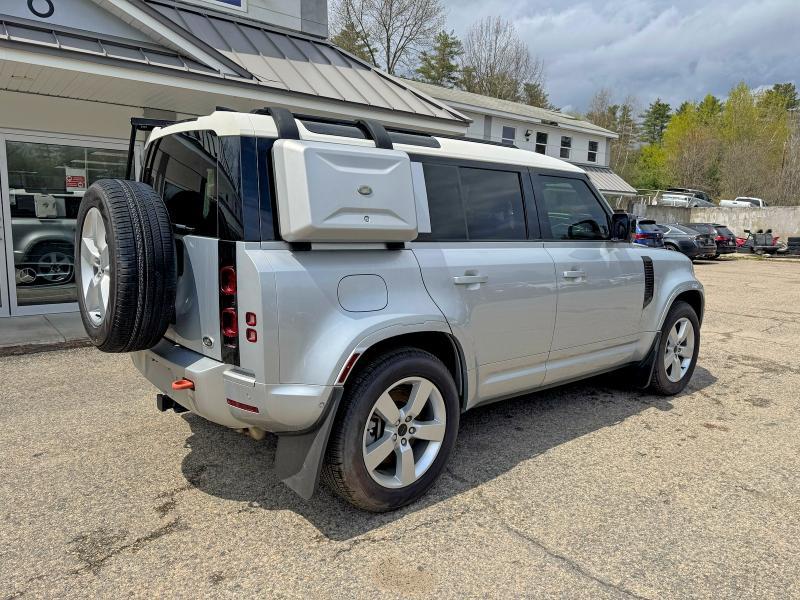 SALEW7RU6N2097910 2022 Land Rover Defender photo no. 4