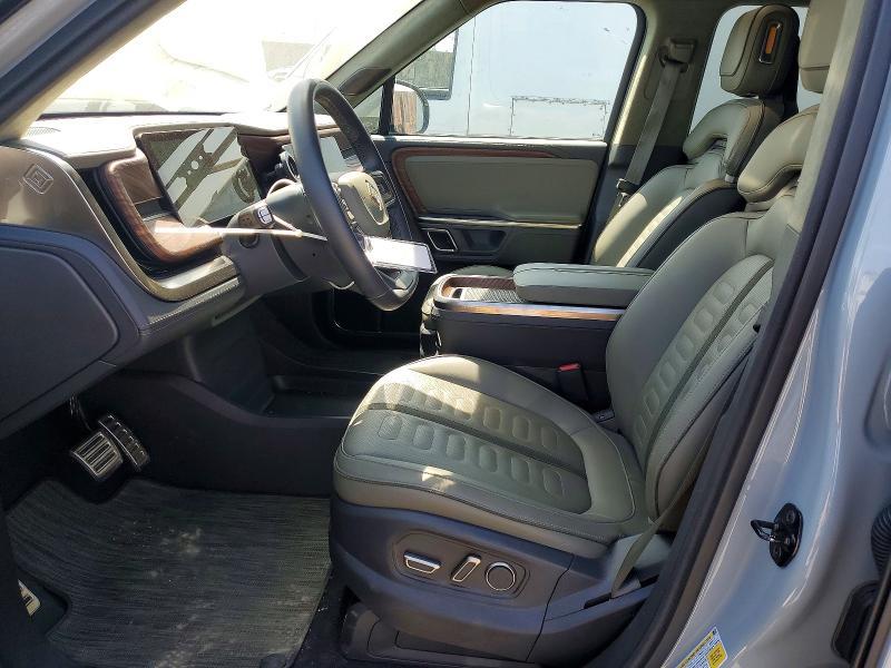 7PDSGABA8PN029509 2023 Rivian R1S photo no. 7