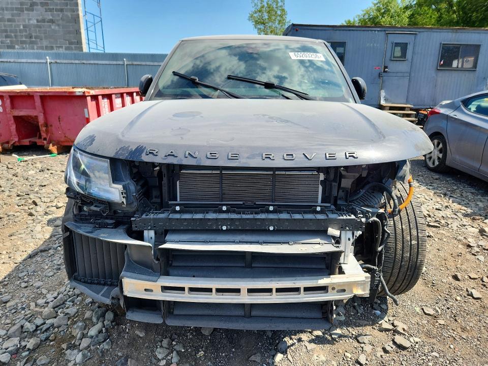 SALKZBF90SA261716 2025 Land Rover Range Rover photo no. 5