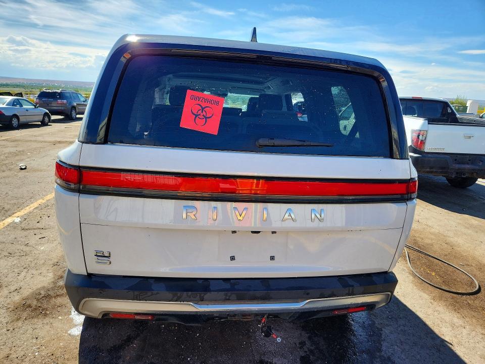 7PDSGBBA9RN030029 2024 Rivian R1S photo no. 6