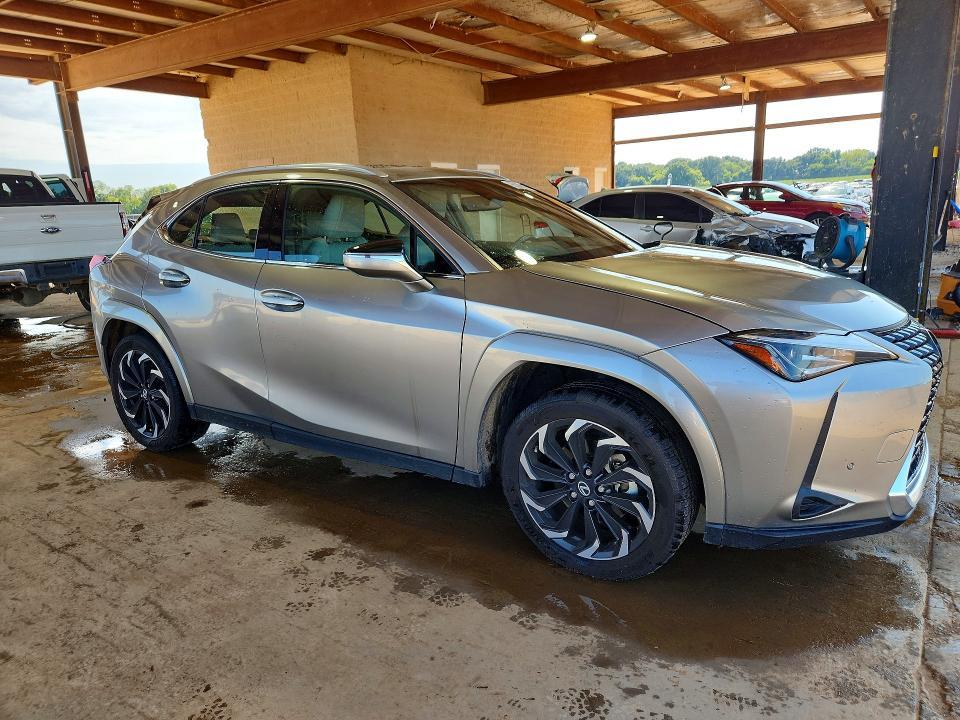JTHP3JBH9N2056530 2022 Lexus UX photo no. 4