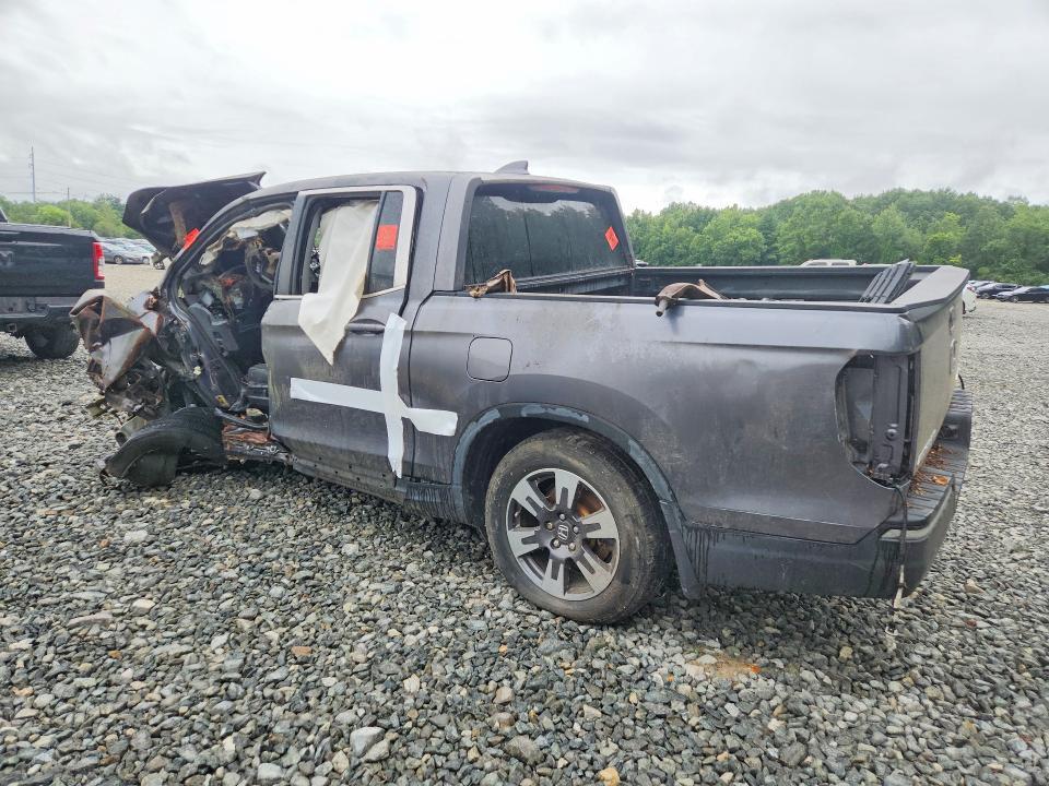2017 Honda Ridgeline — VIN 5FPYK3F60HB033143, фото 2