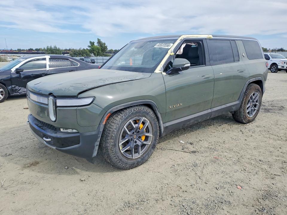 7PDSGABL0NN000990 2022 Rivian R1S photo no. 1