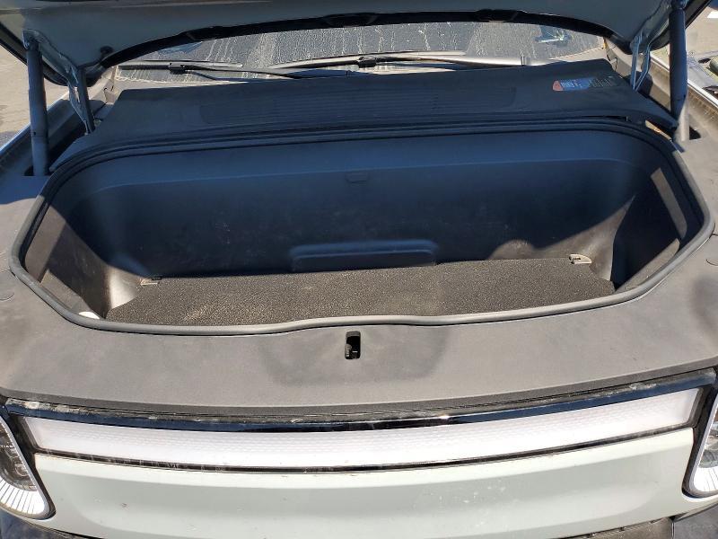 7PDSGBBA2PN016650 2023 Rivian R1S photo no. 12