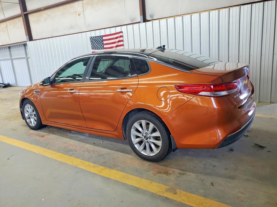 5XXGU4L39GG040280 2016 KIA Optima photo no. 2