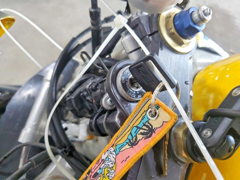 JS1GR7HA532102245 2003 Suzuki GSX-R750 photo no. 8