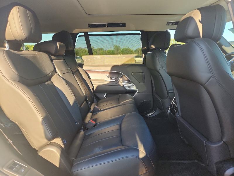 2025 Land Rover Range Rover — VIN SALKPBE92SA334205, фото 11