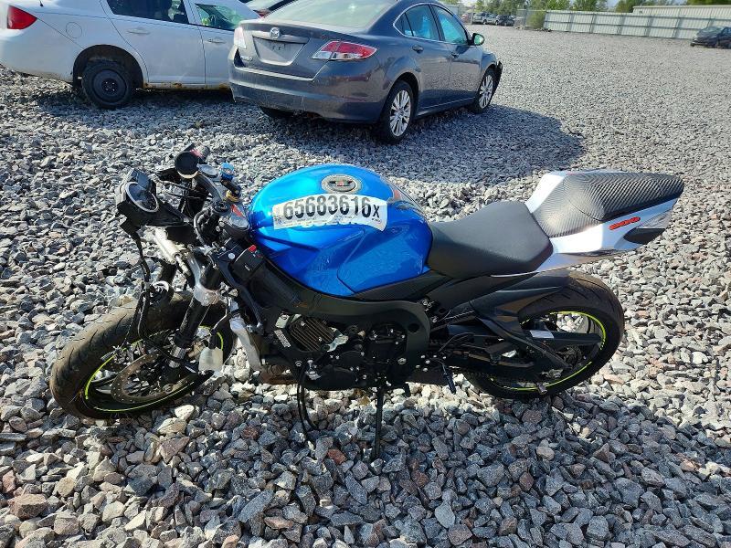 JS1GN7FAXP7100417 2023 Suzuki GSX-R600 photo no. 3