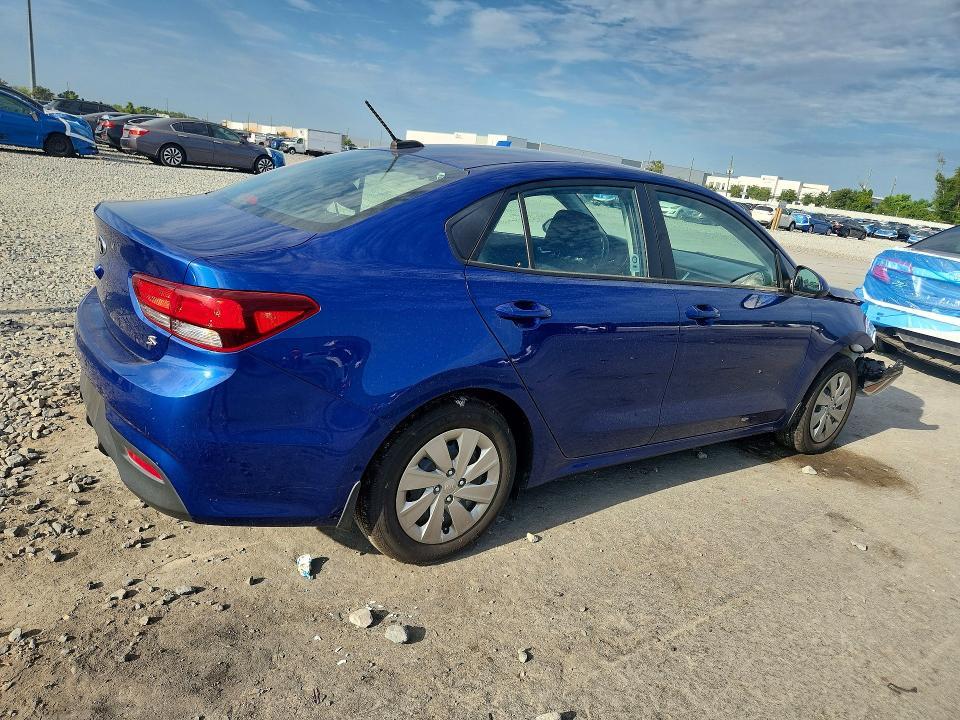 2020 KIA Rio — VIN 3KPA24AD4LE330789, şəkil 3