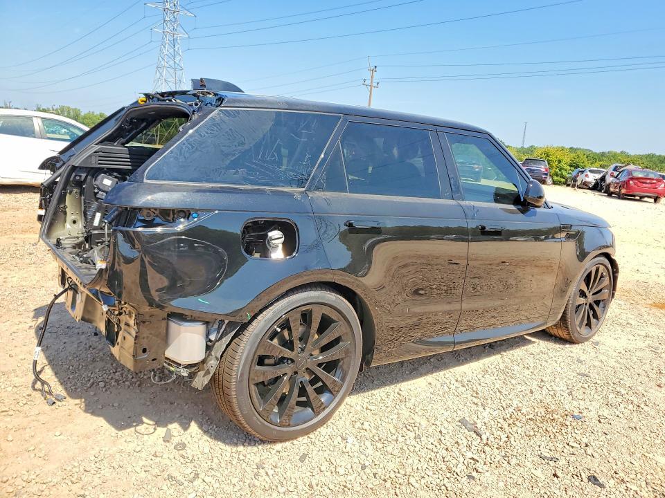 SAL1L9FU8TA638174 2026 Land Rover Range Rover photo no. 3