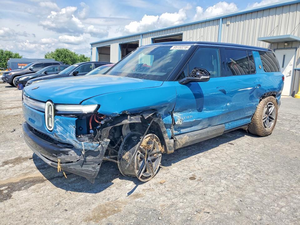 7PDSGBBA0SN048375 2025 Rivian R1S photo no. 1