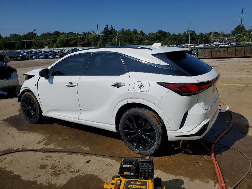 2023 Lexus RX — VIN 2T2BCMEA2PC003258, şəkil 2