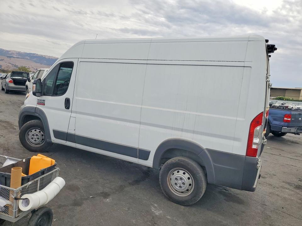 3C6TRVCG5FE518928 2015 RAM Promaster photo no. 2