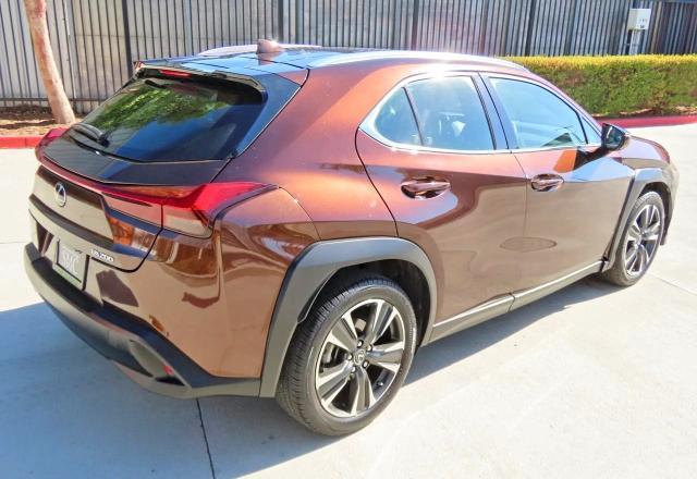 JTHY3JBH0K2013596 2019 Lexus UX photo no. 3