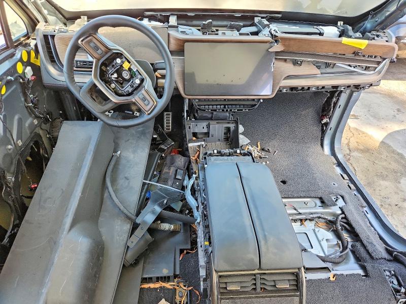 7PDSGCBP6SN057964 2025 Rivian R1S photo no. 8