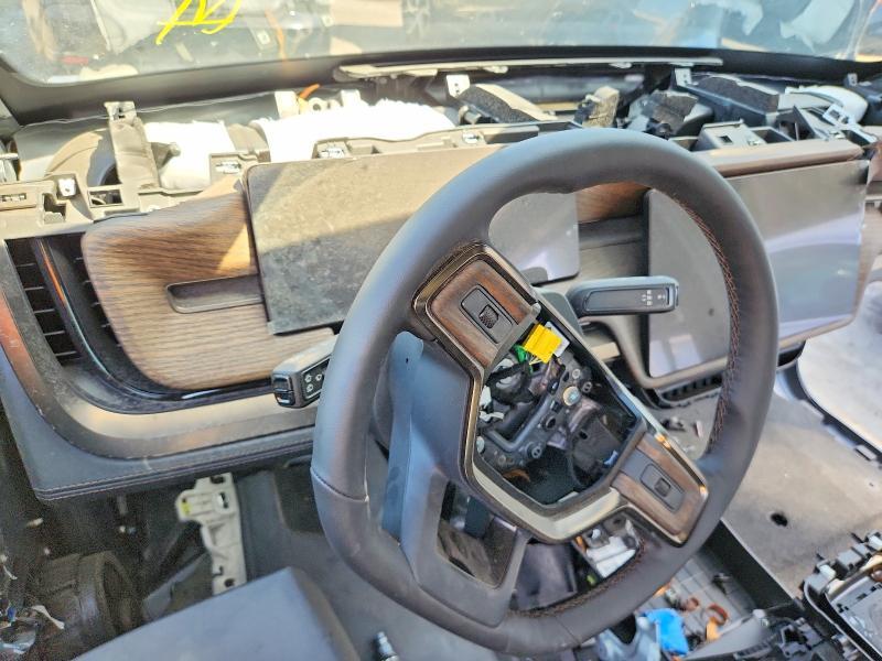 7PDSGCBP6SN057964 2025 Rivian R1S photo no. 9