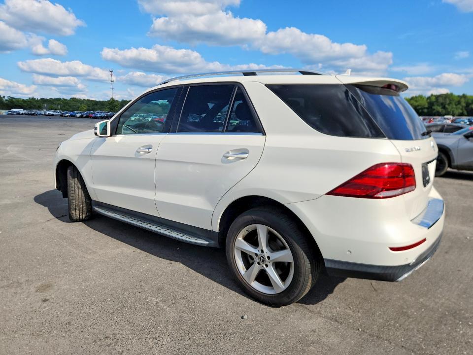 2018 Mercedes-Benz GLE-Class — VIN 4JGDA5HB3JB075181, şəkil 2
