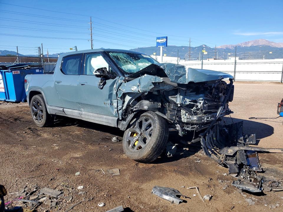 7FCTGCAP5SN036840 2025 Rivian R1T photo no. 4