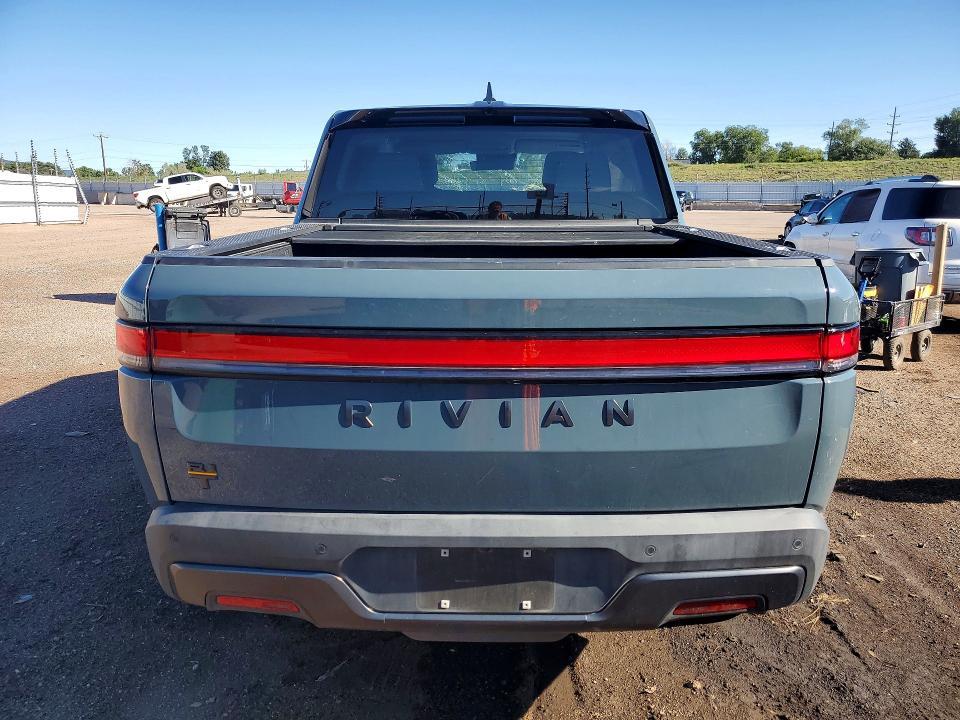 7FCTGCAP5SN036840 2025 Rivian R1T photo no. 6