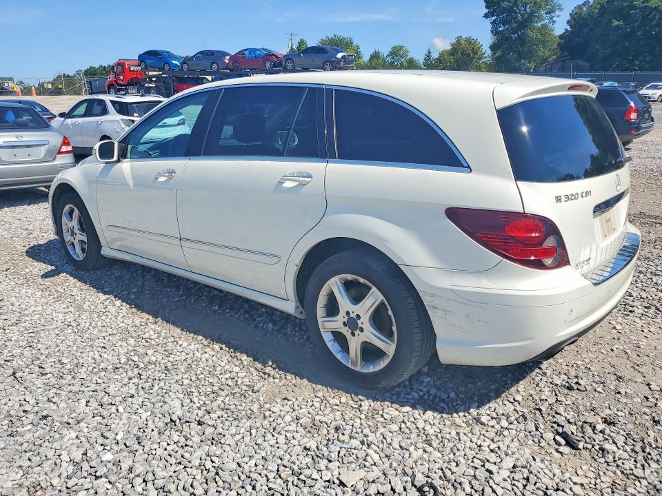 4JGCB22E38A081914 2008 Mercedes-Benz R-Class photo no. 2