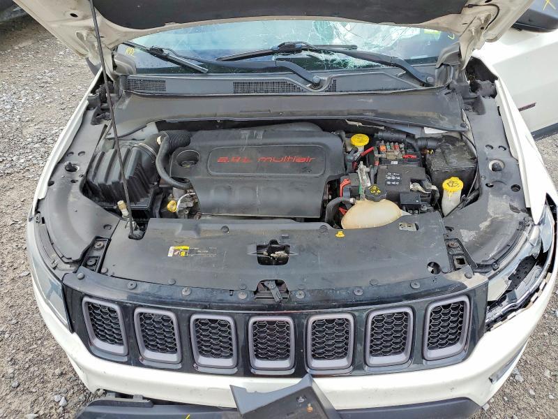 2017 Jeep Compass — VIN 3C4NJDDB5HT646476, şəkil 12