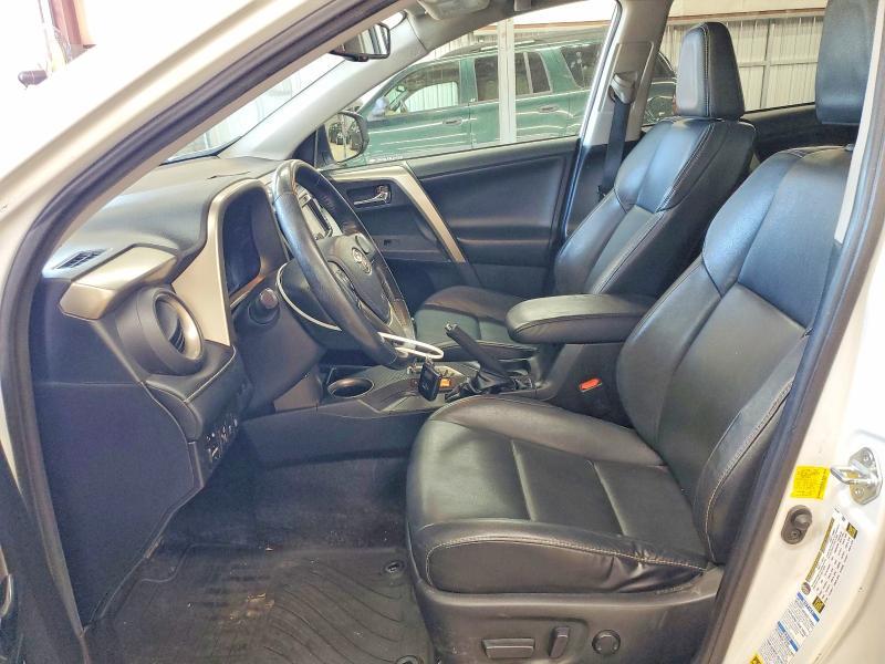 2T3DFREV2FW398583 2015 Toyota RAV4 photo no. 7
