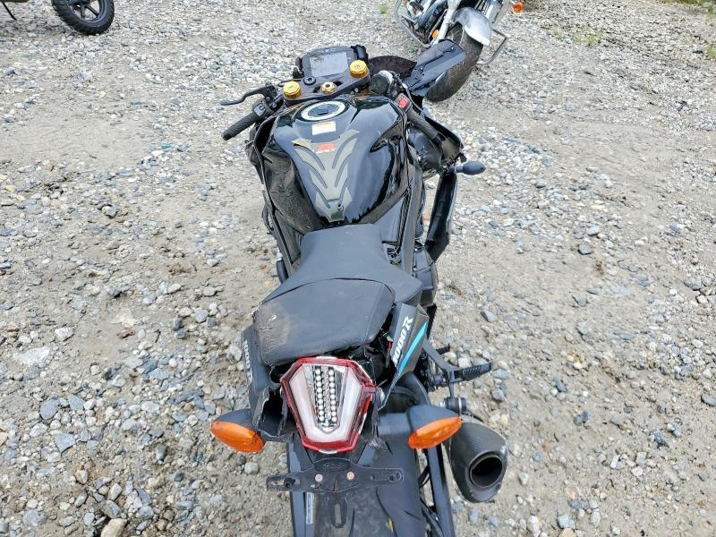 JS1DM11H2R7100437 2024 Suzuki GSX-R1000 photo no. 6