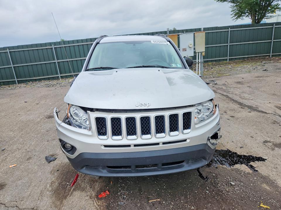 1C4NJDBB2CD633251 2012 Jeep Compass photo no. 5