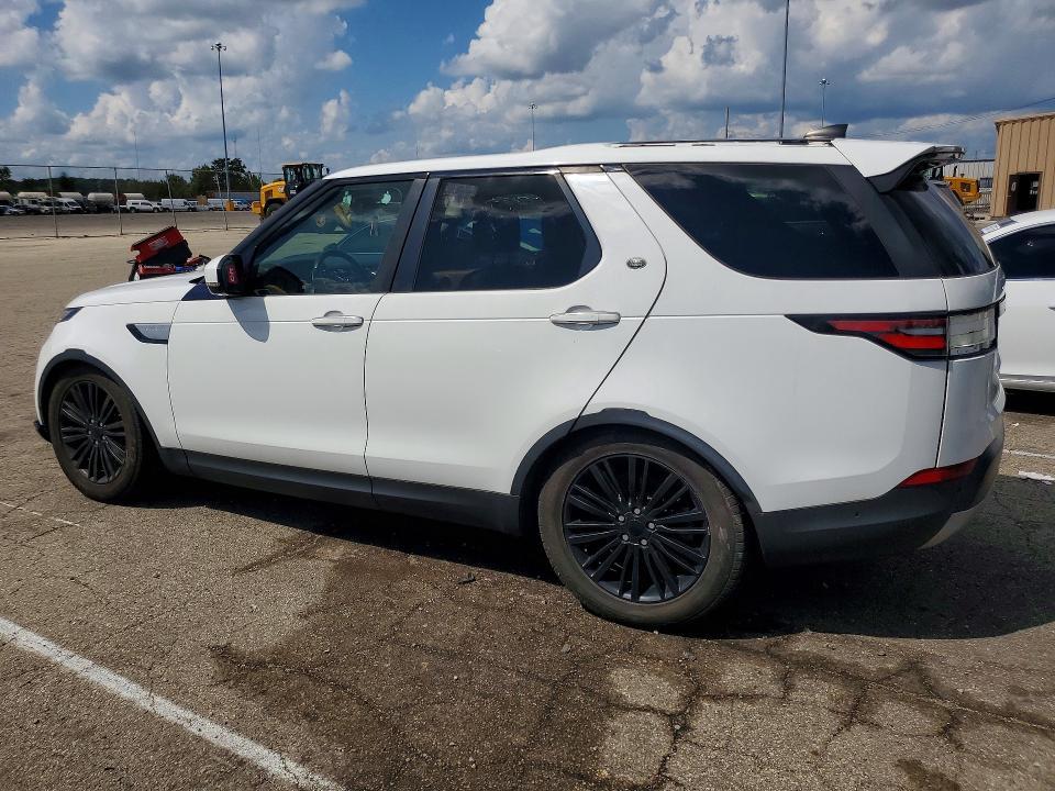 SALRT2RV9JA075759 2018 Land Rover Discovery photo no. 2