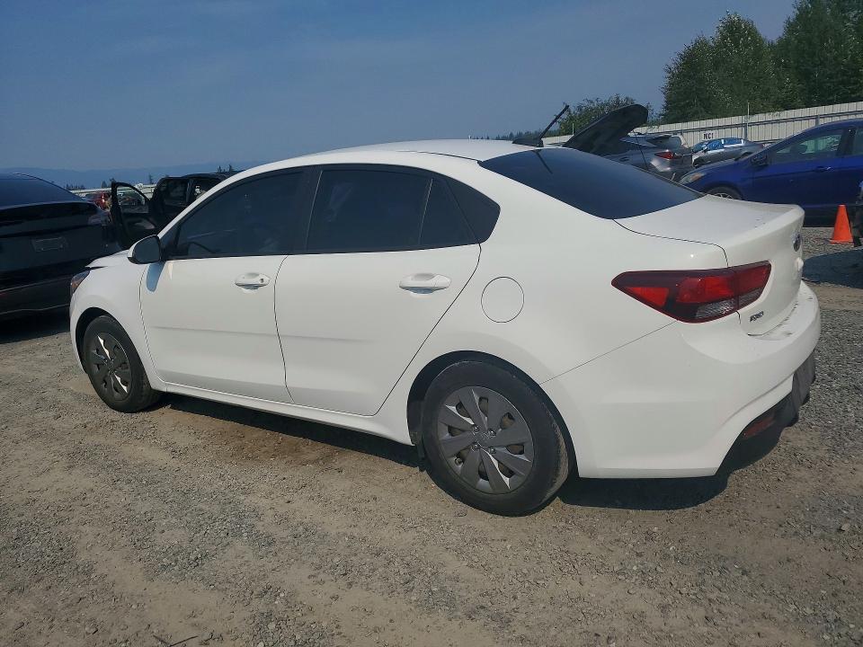 3KPA24AD4LE320389 2020 KIA Rio photo no. 2