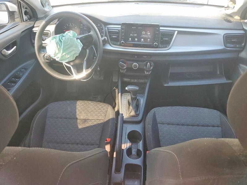 3KPA24AD4LE320389 2020 KIA Rio photo no. 8