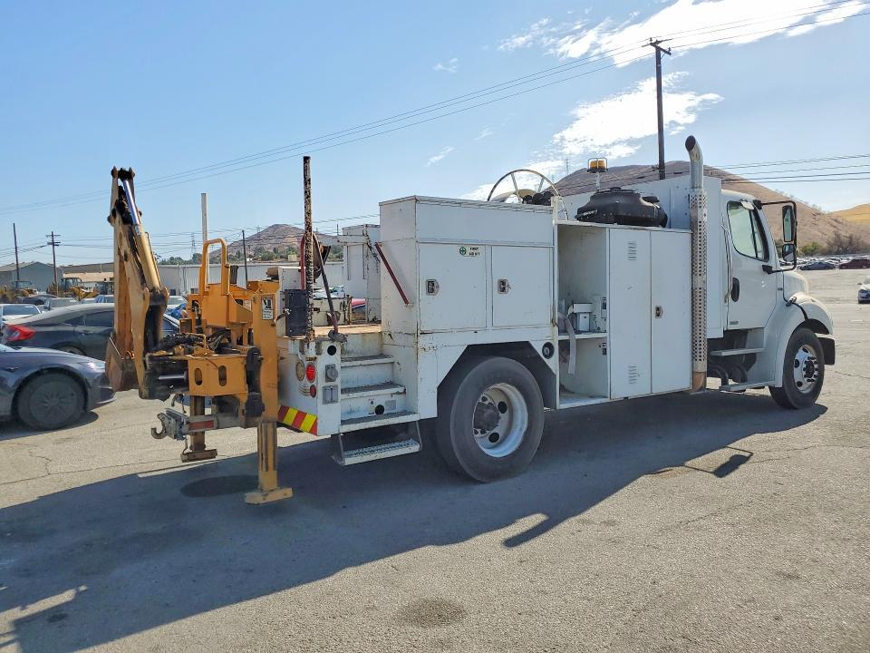 1FVAHFDX3DHFF1735 2017 Frht - Freightliner M2 photo no. 3