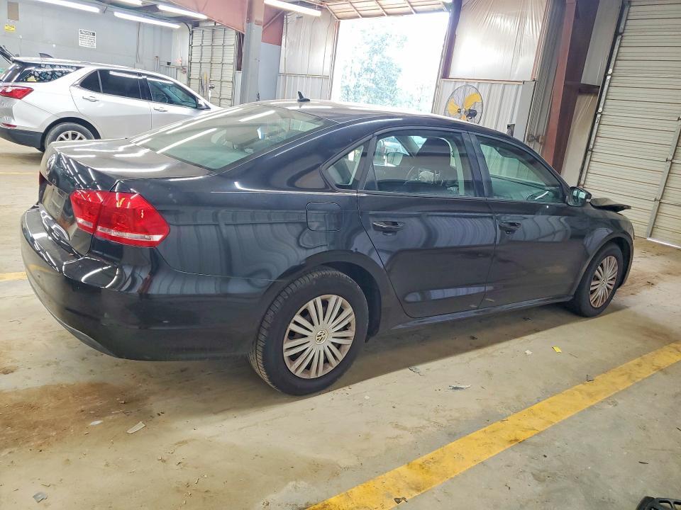 1VWAP7A30EC008703 2014 Volkswagen Passat photo no. 3