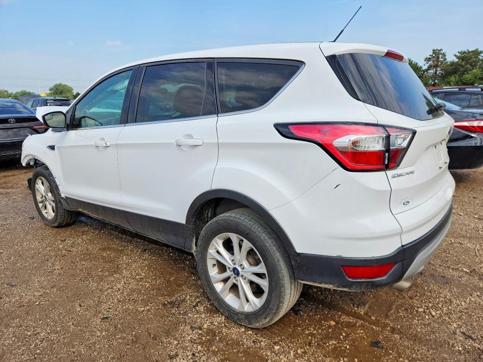 1FMCU9GD7HUD07390 2017 Ford Escape photo no. 2