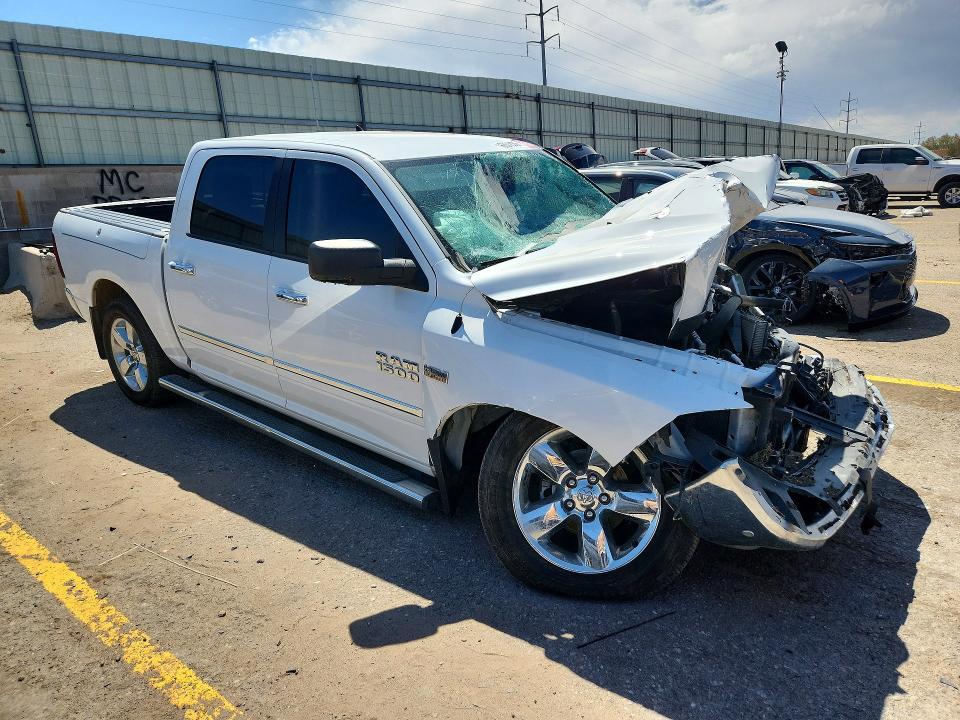 2017 RAM 1500 — VIN 1C6RR7LT2HS870870, şəkil 4