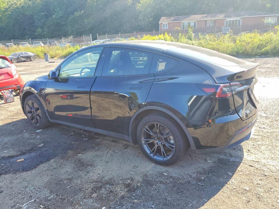 2025 Tesla MODEL Y — VIN 7SAYGDED5SF249175, şəkil 2