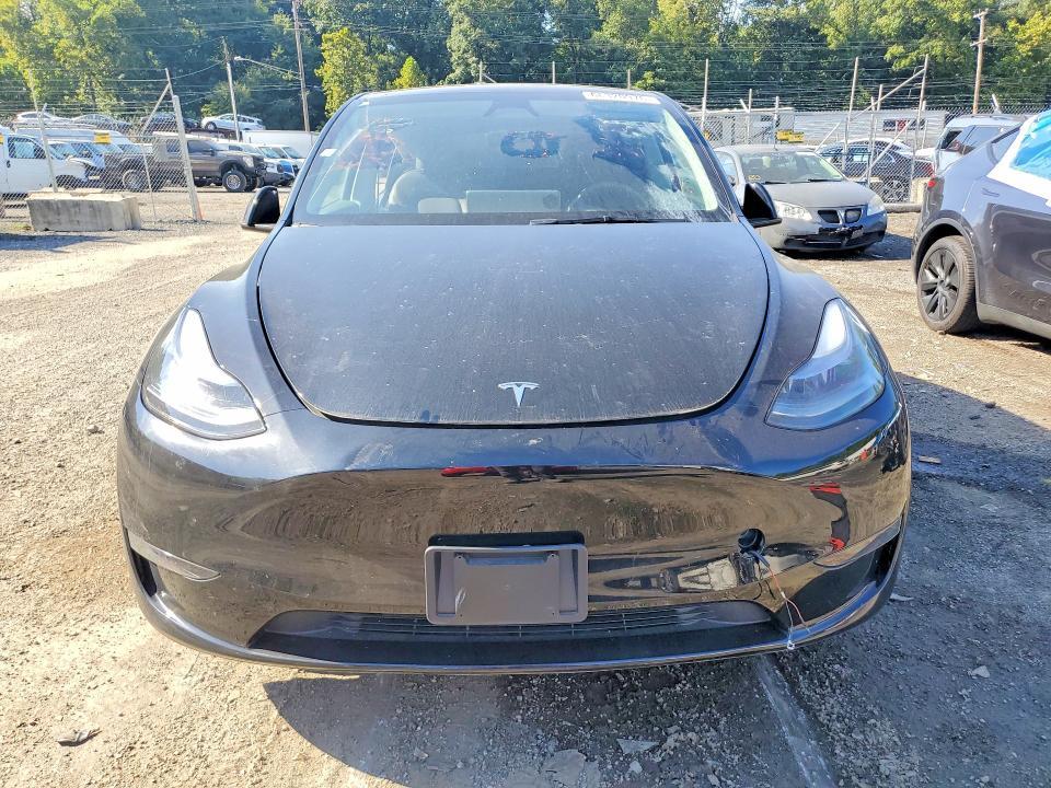 2025 Tesla MODEL Y — VIN 7SAYGDED5SF249175, şəkil 5