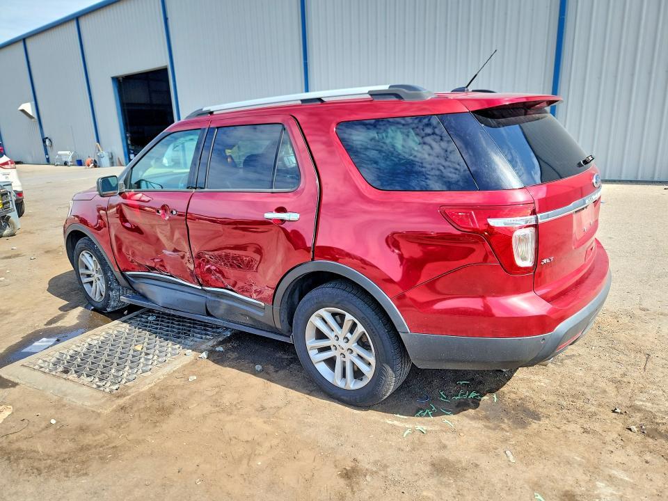 1FM5K7D85FGA74972 2015 Ford Explorer photo no. 2