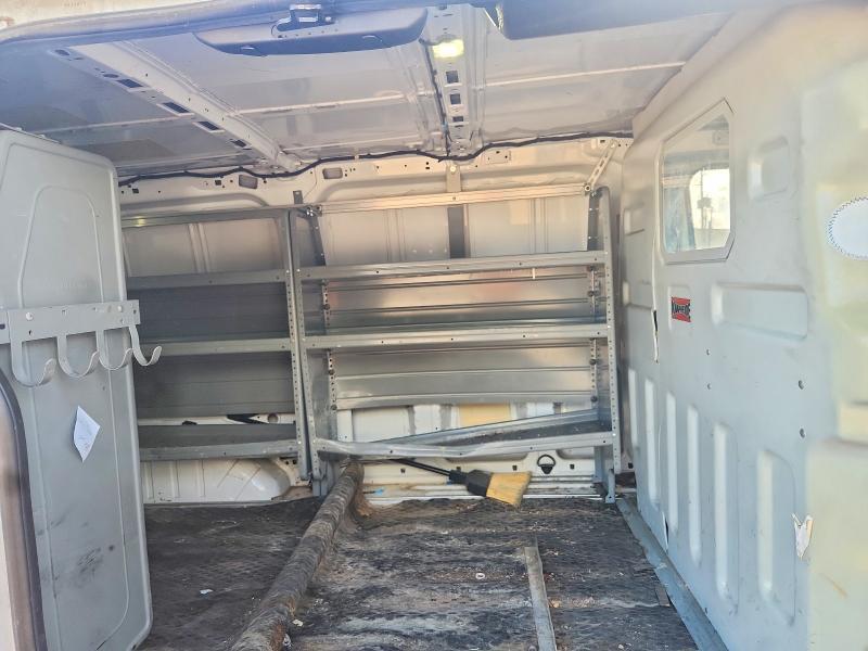 1FTNE1ZM5FKA50232 2015 Ford Transit photo no. 11