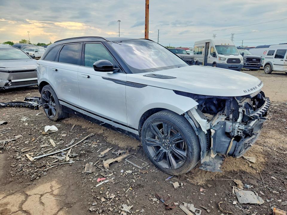 2019 Land Rover Range Rover — VIN SALYL2EX0KA201589, фото 4