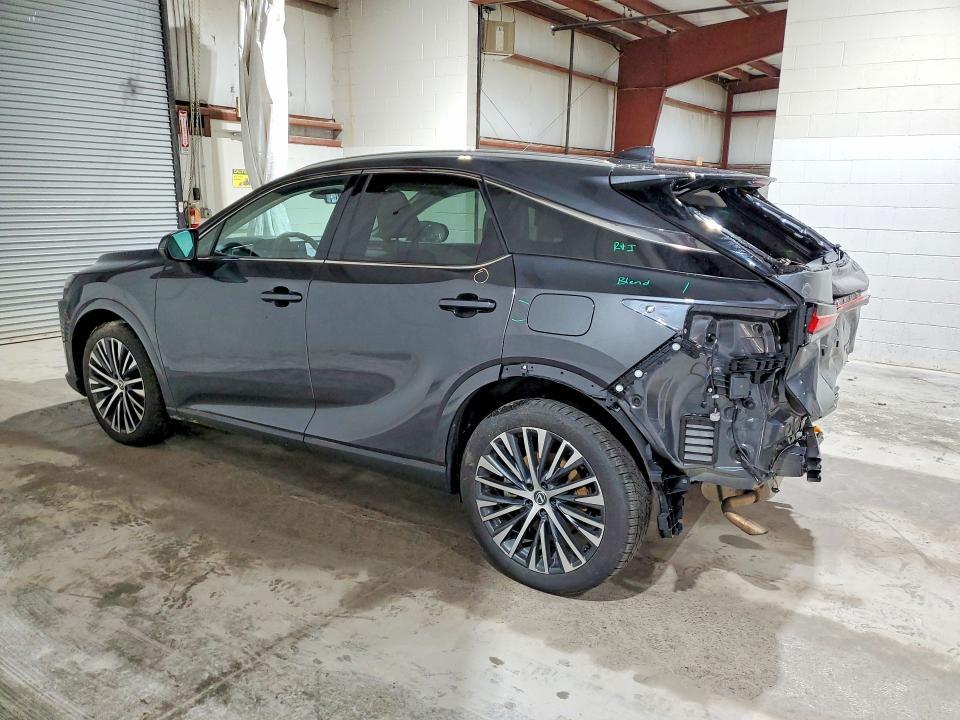 2T2BBMCA3SC095558 2025 Lexus RX photo no. 2