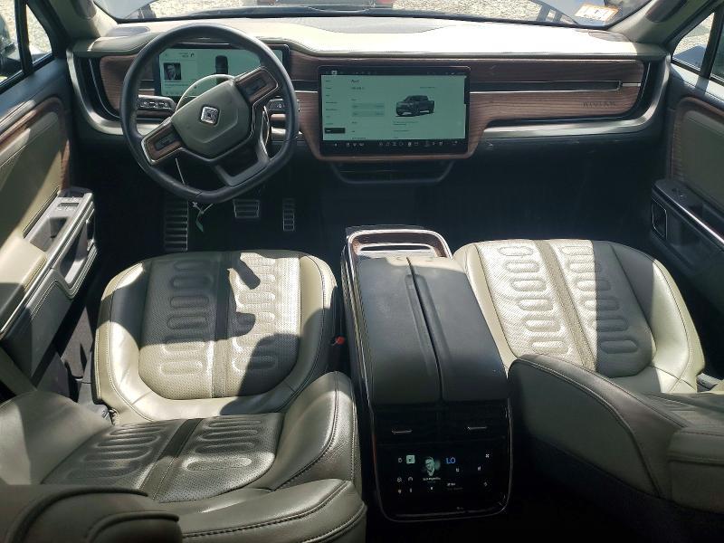 7FCTGCAA3RN030928 2024 Rivian R1T photo no. 8