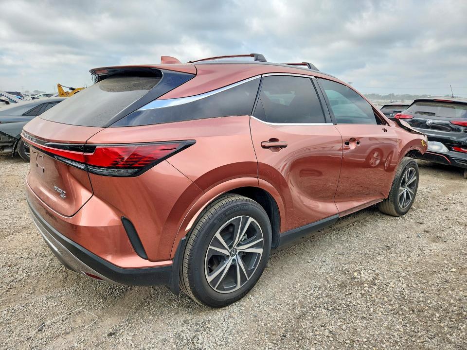 2023 Lexus RX — VIN 2T2BAMCA1PC010680, şəkil 3