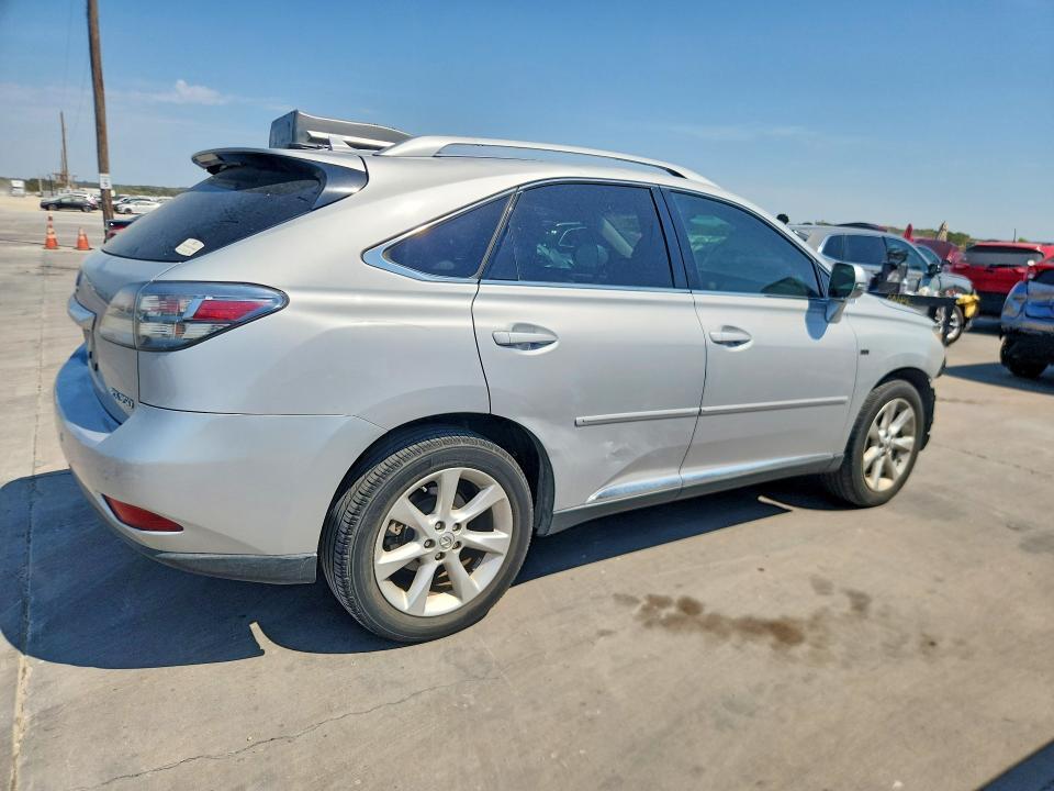 2T2ZK1BA7AC032198 2010 Lexus RX photo no. 3