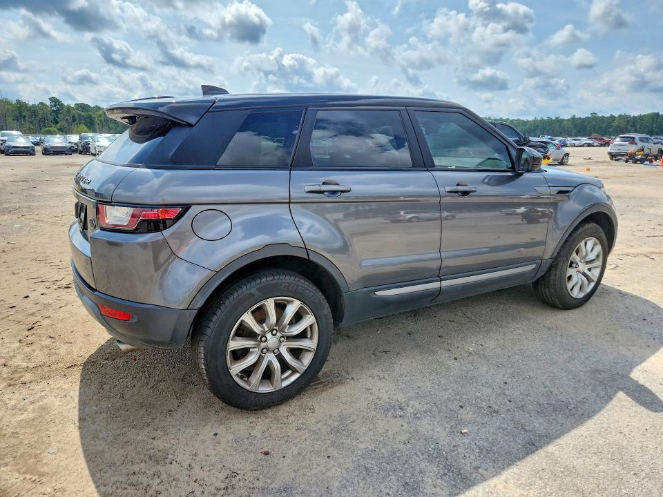 SALVP2RX0JH316359 2018 Land Rover Range Rover photo no. 3