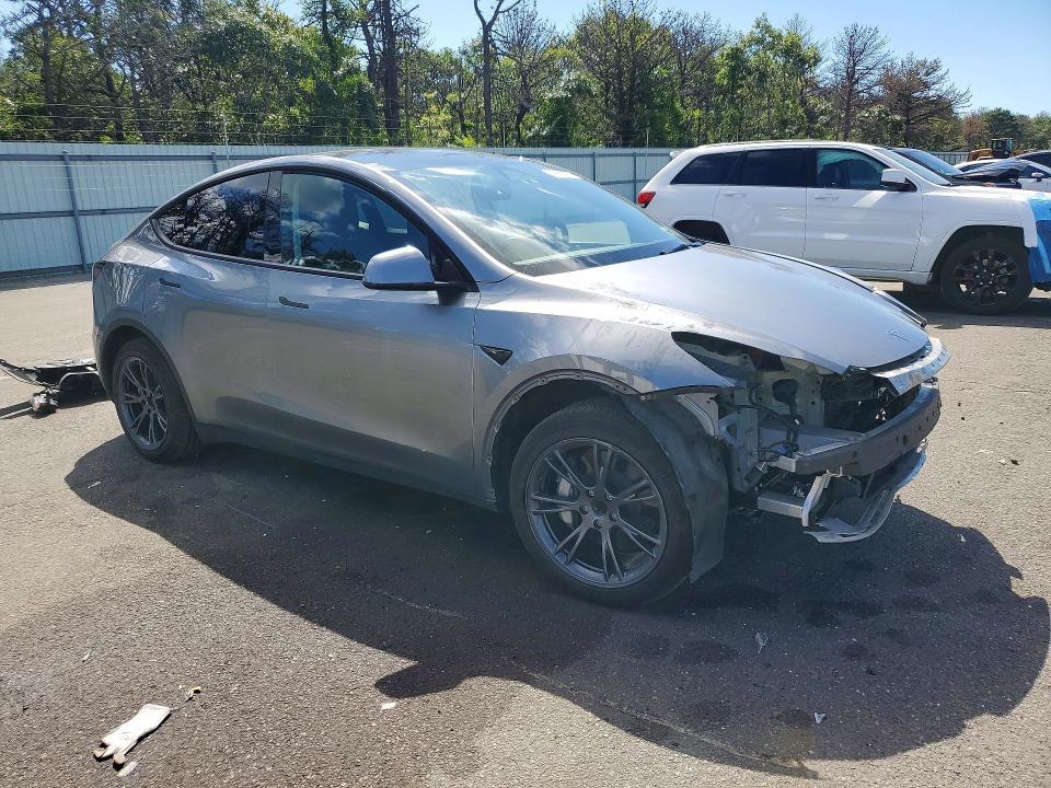 2025 Tesla MODEL Y — VIN 7SAYGDEDXSF266120, şəkil 4