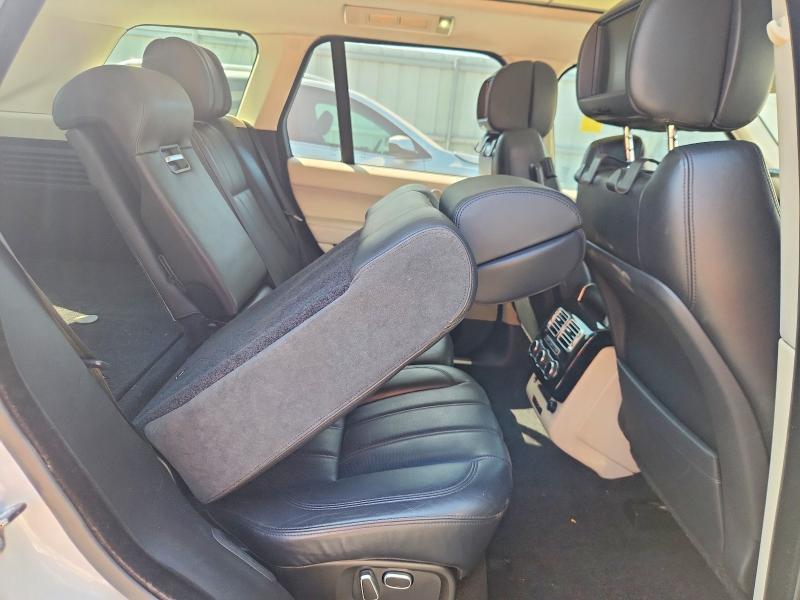 SALGS2EF3DA120417 2013 Land Rover Range Rover photo no. 11