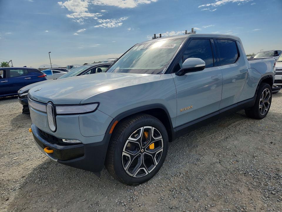 7FCTGAAA5PN023870 2023 Rivian R1T photo no. 1