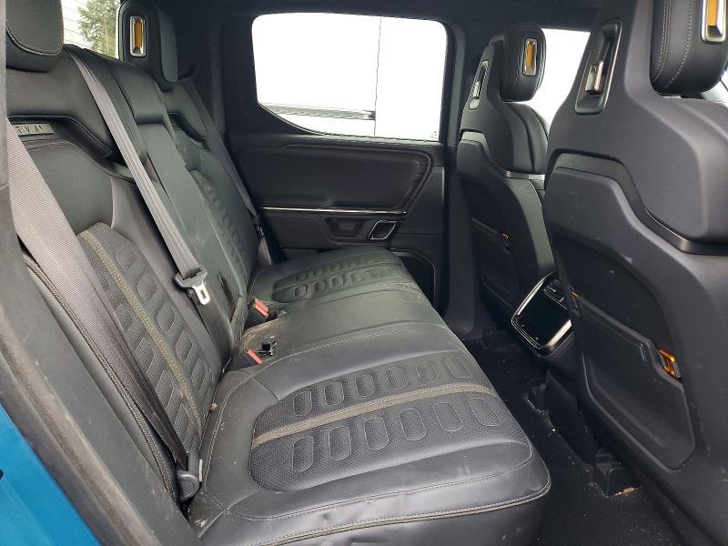 7FCTGAAA3PN018019 2023 Rivian R1T photo no. 10